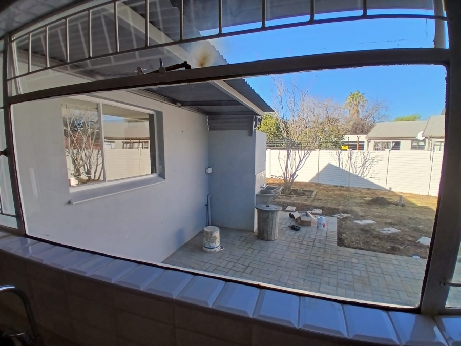 To Let 4 Bedroom Property for Rent in Pellissier Free State